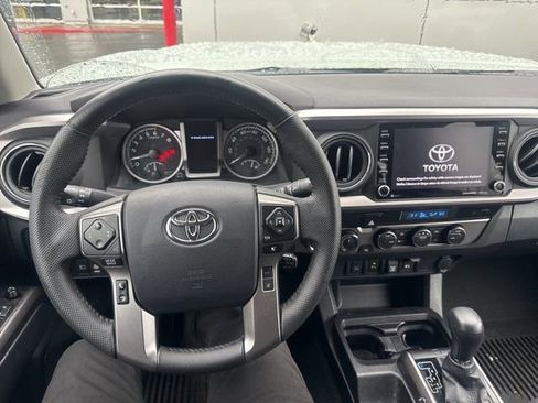 Used 2023 Toyota Tacoma 4x4 Double Cab w/ Trail Edition image 10