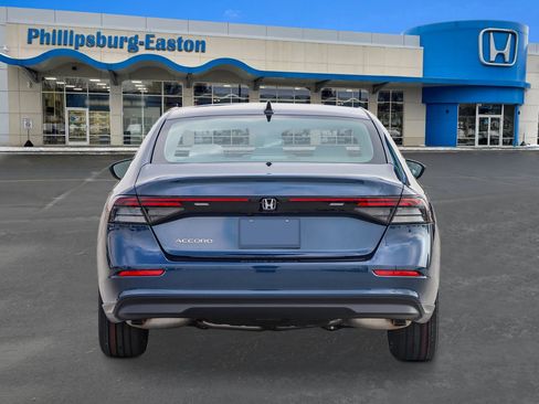 New 2026 Honda Accord SE image 3