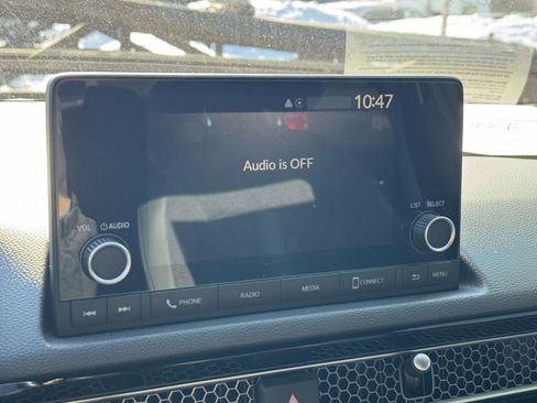 Used 2025 Honda Civic Sport image 17