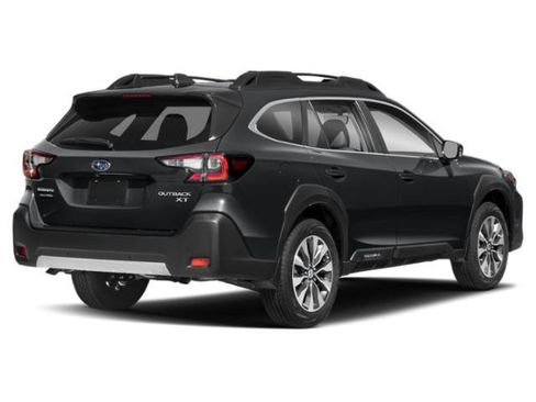 Used 2023 Subaru Outback Limited XT AWD/4WD image 2