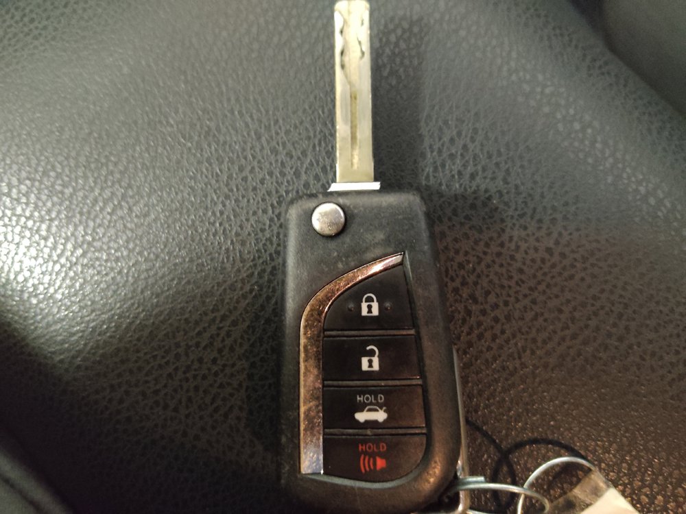 Used 2022 Toyota Camry LE FWD image 32