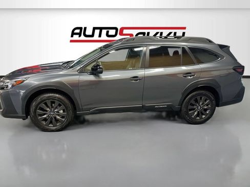 Used 2025 Subaru Outback Onyx Edition XT AWD/4WD image 4