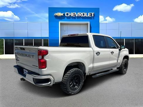 New 2026 Chevrolet Silverado 1500 Custom w/ LPO, Dark Essentials Package RWD image 3