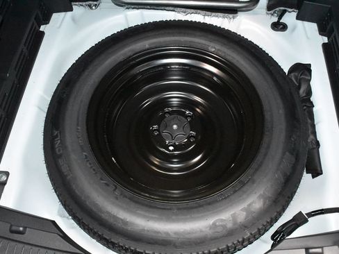 Used 2026 Nissan Rogue SV AWD/4WD image 27