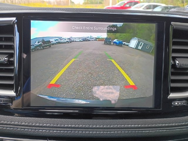New 2027 Chrysler Pacifica Select FWD image 16