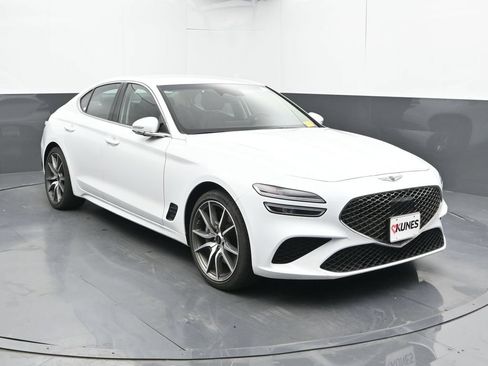 Used 2026 Genesis G70 2.5T RWD image 6