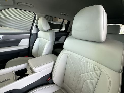 Used 2026 Hyundai Santa Fe SEL FWD image 14