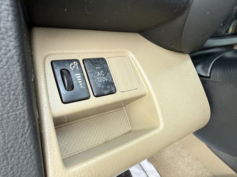 Used 2009 Toyota RAV4 Limited w/ Limited Extra Value Pkg FWD image 15