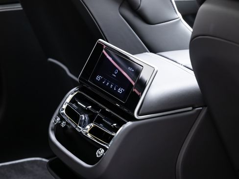 Used 2024 Bentley Flying Spur W12 AWD/4WD image 58