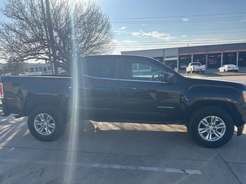 Used 2019 GMC Canyon SLE w/ Driver Alert Package image 5