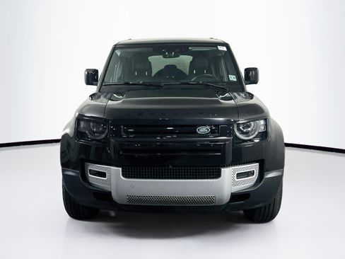 Used 2024 Land Rover Defender 110 S AWD/4WD image 2