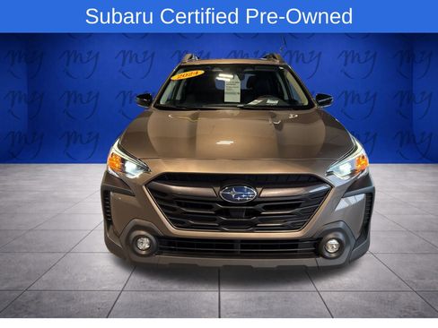 Certified 2024 Subaru Outback Premium AWD/4WD image 3