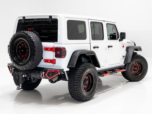 Used 2018 Jeep Wrangler Unlimited Rubicon AWD/4WD image 34