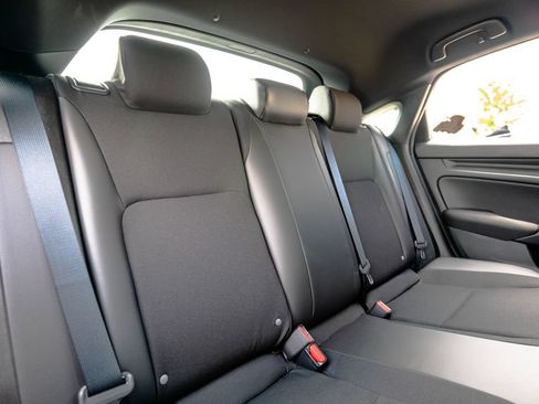 Used 2024 Honda Civic Sport image 36