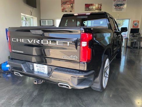 Used 2019 Chevrolet Silverado 1500 High Country AWD/4WD image 7
