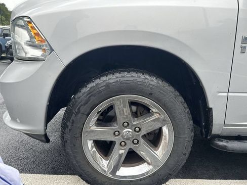 Used 2018 RAM 1500 Express w/ Express Value Package AWD/4WD image 20
