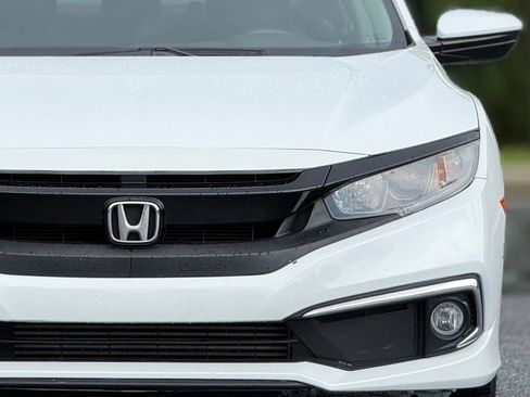 Used 2019 Honda Civic EX image 15