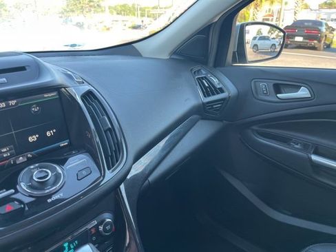 Used 2014 Ford Escape Titanium w/ Equipment Group 401A FWD image 27