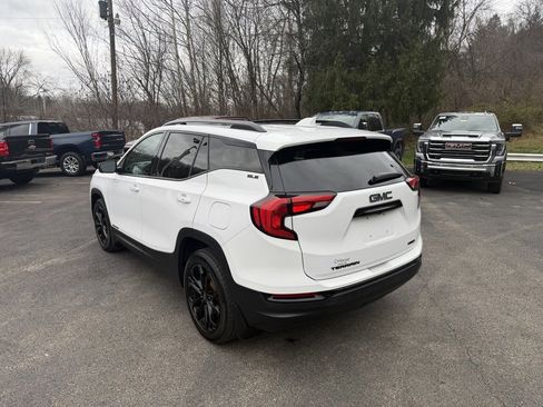Used 2020 GMC Terrain SLE w/ Driver Convenience Package image 5