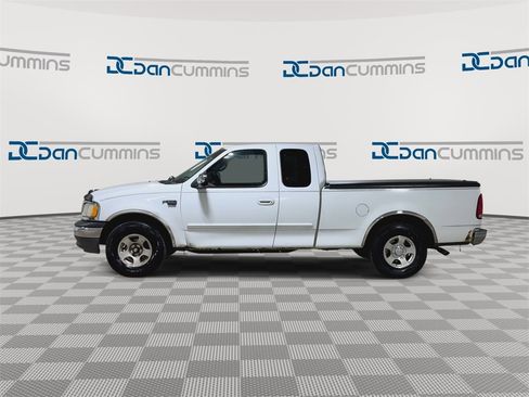 Used 2002 Ford F150 Lariat image 5