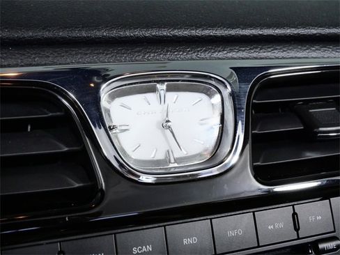 Used 2013 Chrysler 200 Touring image 23