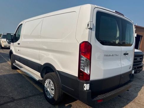 Used 2025 Ford Transit 250 Low Roof w/ Exterior Upgrade Package RWD image 2