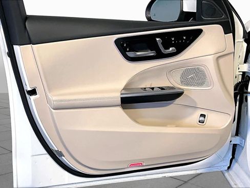 New 2026 Mercedes-Benz C 300 4MATIC Sedan image 11