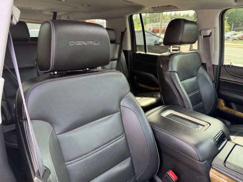 Used 2016 GMC Yukon XL Denali AWD/4WD image 19