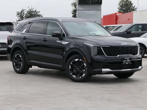 New 2026 Kia Sorento S FWD image 1