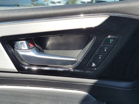 Certified 2025 Acura MDX w/ Technology Package image 29