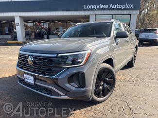 Used 2024 Volkswagen Atlas Cross Sport SE video 1