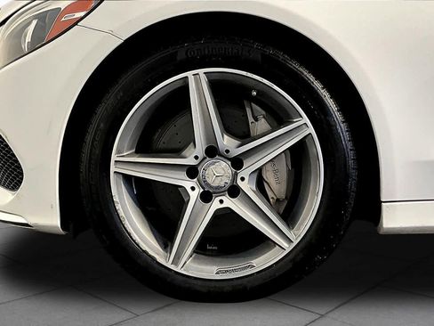 Used 2017 Mercedes-Benz C 300 4MATIC Sedan image 11