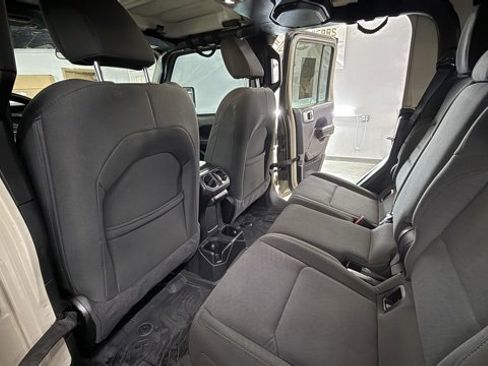 Used 2020 Jeep Gladiator Sport w/ Quick Order Package 24S image 24
