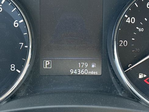 Used 2019 Nissan Rogue SL w/ Premium Package AWD/4WD image 5