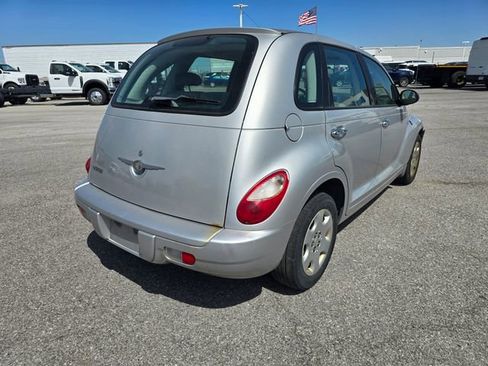 Used 2007 Chrysler PT Cruiser FWD image 3