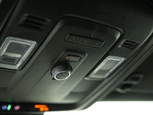 Certified 2024 GMC Yukon SLT AWD/4WD image 51