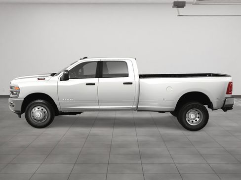 New 2025 RAM 3500 Big Horn image 3