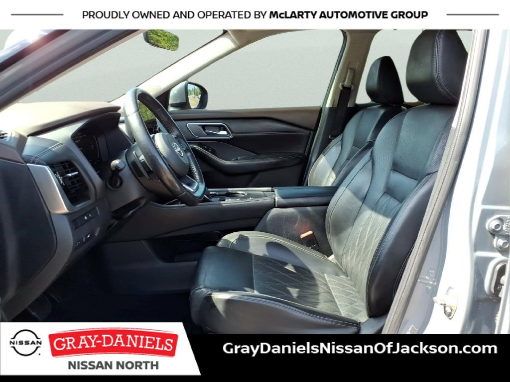 Used 2023 Nissan Rogue Platinum w/ Platinum Premium Package FWD image 23