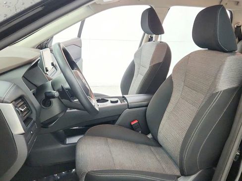 Used 2023 Nissan Rogue SV AWD/4WD image 19