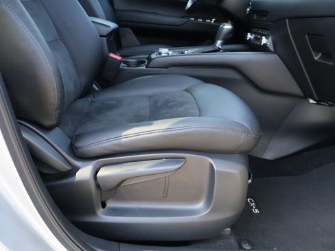 Used 2022 MAZDA CX-5 AWD 2.5 S w/ Select Package image 10