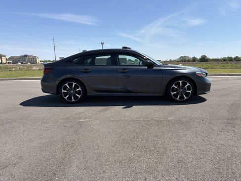 Certified 2025 Honda Civic Sport Touring image 6