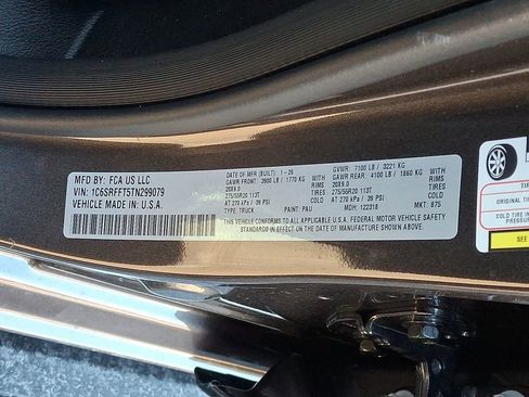 New 2026 RAM 1500 4x4 Crew Cab image 19