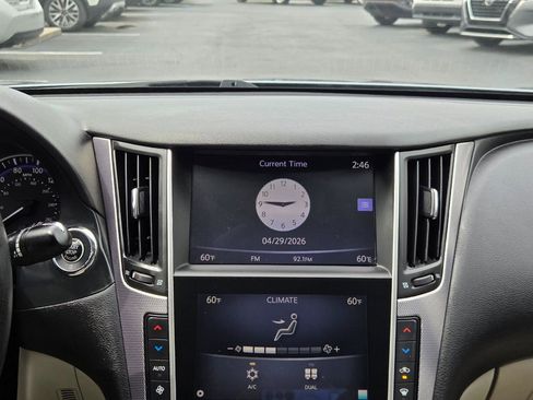 Used 2015 INFINITI Q50 w/ Moonroof Package RWD image 22