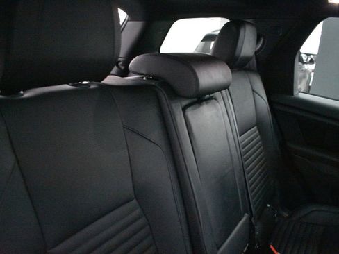 Used 2022 Land Rover Discovery Sport S image 28