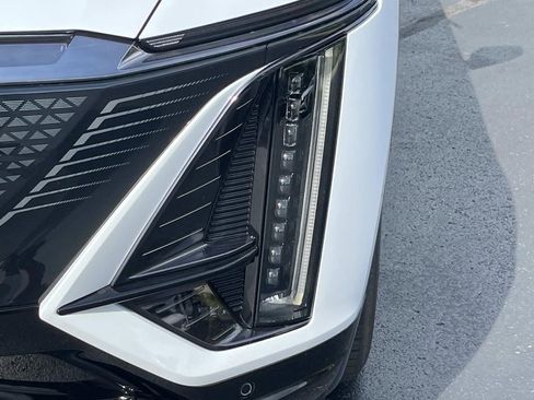 New 2026 Cadillac Lyriq Premium Sport image 8