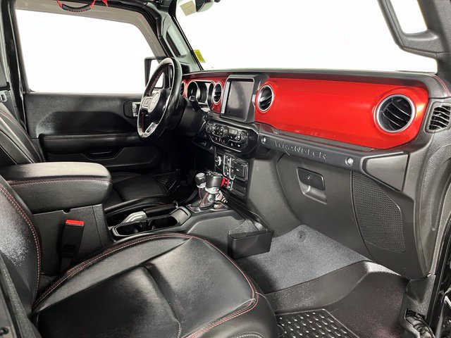 Used 2022 Jeep Wrangler Unlimited Rubicon w/ Cold Weather Group AWD/4WD image 46