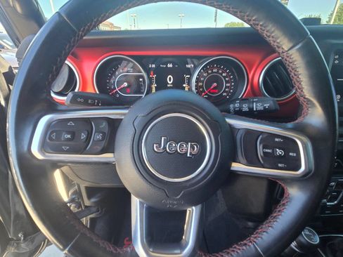 Used 2018 Jeep Wrangler Unlimited Rubicon w/ Steel Bumper Group AWD/4WD image 36