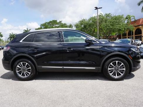Used 2023 Lincoln Nautilus FWD w/ Premium Package image 15
