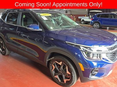 Used 2025 Kia Seltos EX