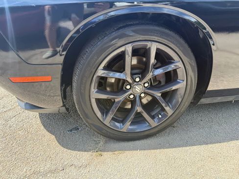 Used 2020 Dodge Challenger GT w/ Blacktop Package RWD image 6
